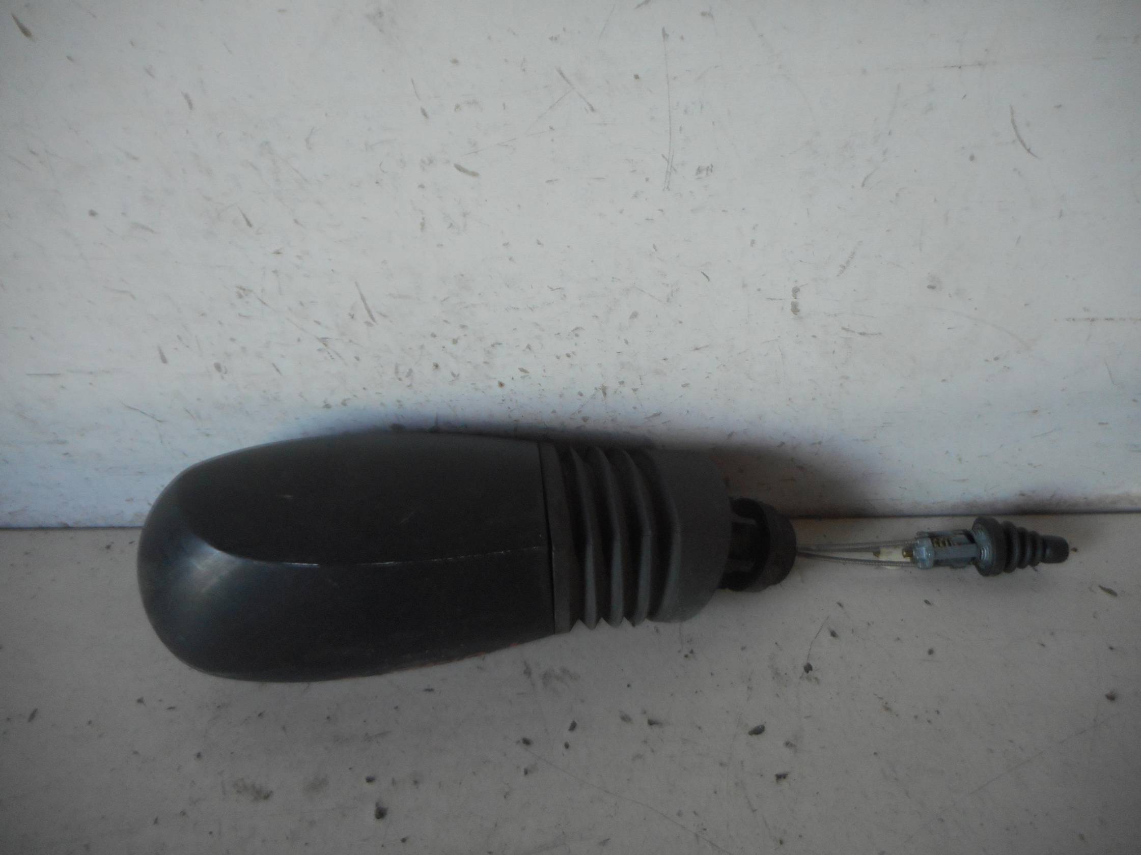 Retrovisore est. dx.